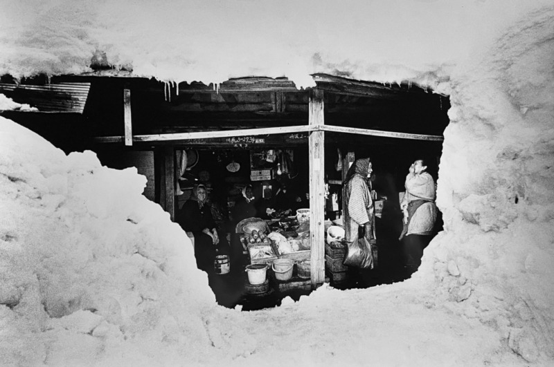 「雪の中で」秋田湯沢