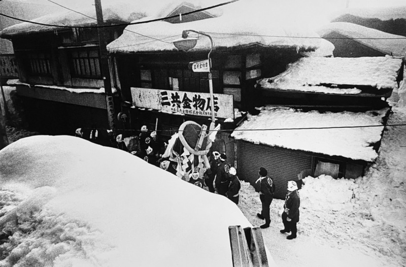 「雪の中で」秋田横手