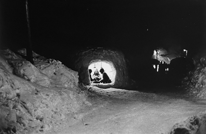 「カマクラ」秋田横手